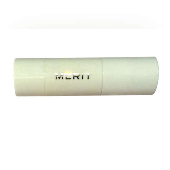 Merit Women’s Day Glow Highlighter Stick in Bounce Rose Gold 0.14 ounces - Picture 3 of 5